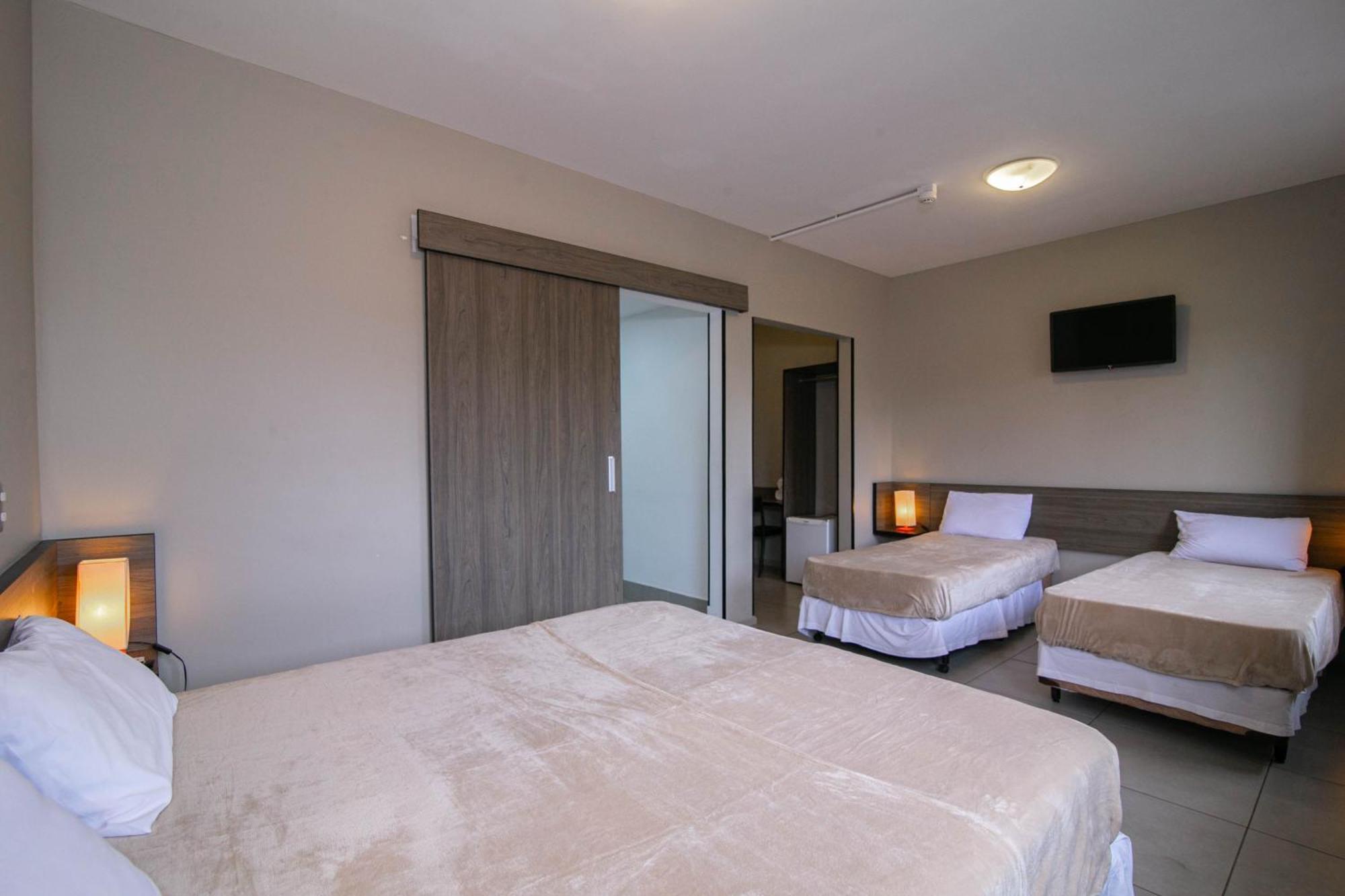 I-Hotel بيراسيكابا المظهر الخارجي الصورة