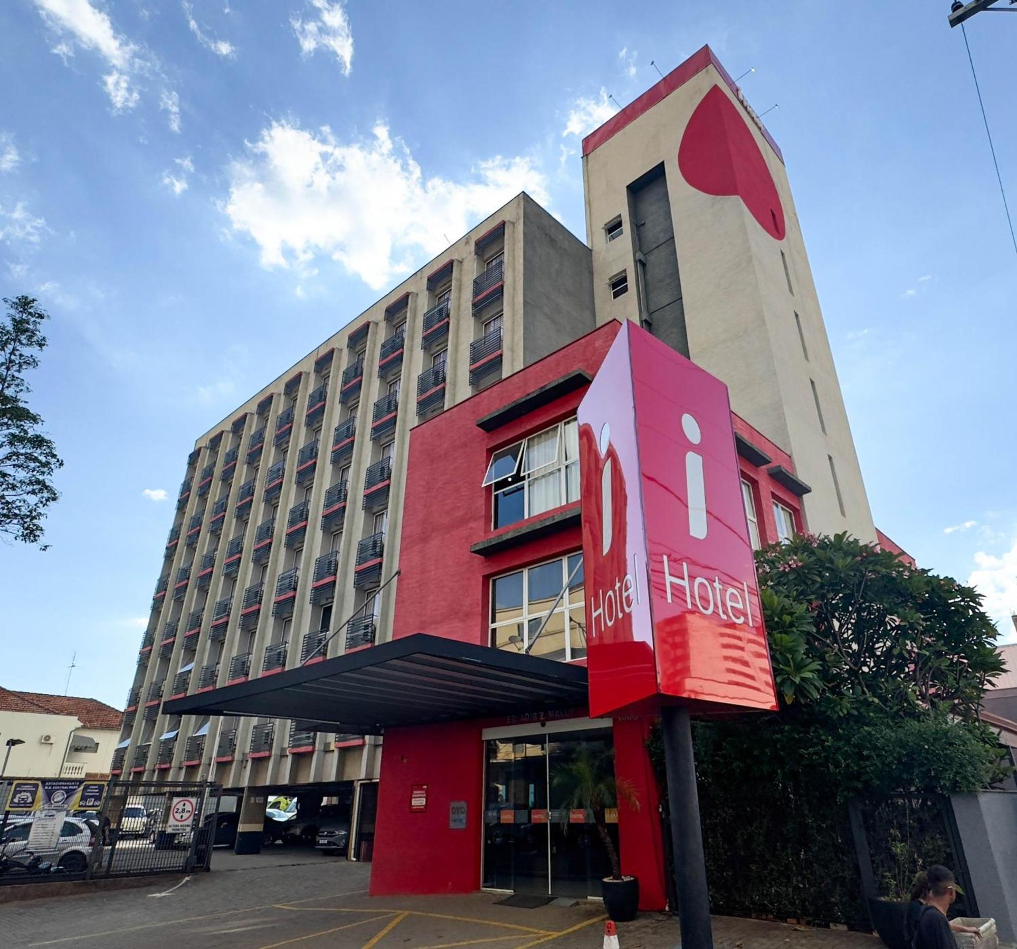 I-Hotel بيراسيكابا المظهر الخارجي الصورة